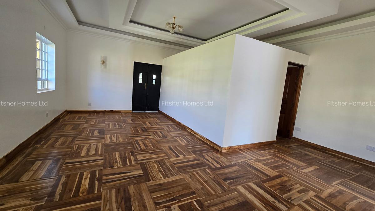 3 Bed House with En Suite in Runda - 13