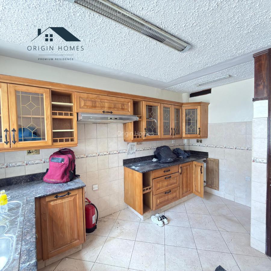 4 Bed Townhouse with En Suite at Kilimani - 5