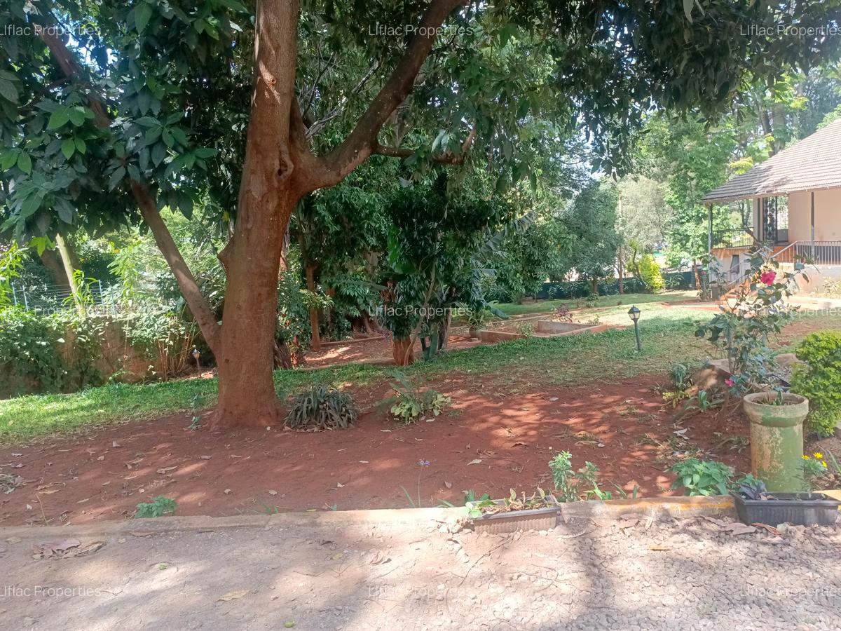 4 Bed House with En Suite in Runda - 19