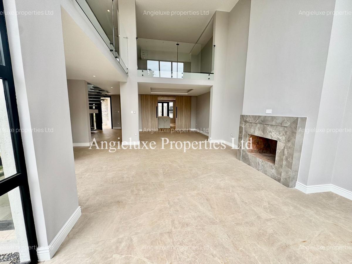 5 Bed Townhouse with En Suite at Runda - 8