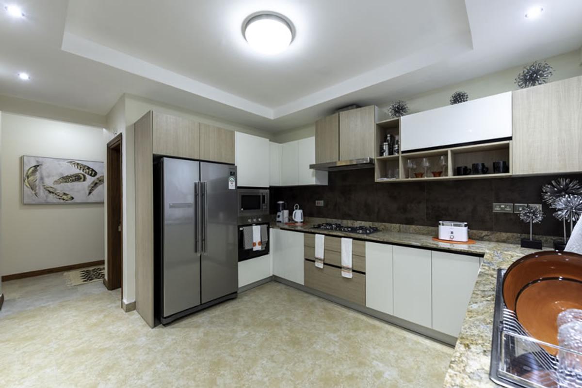 Furnished 4 Bed Apartment with En Suite in Riverside - 4