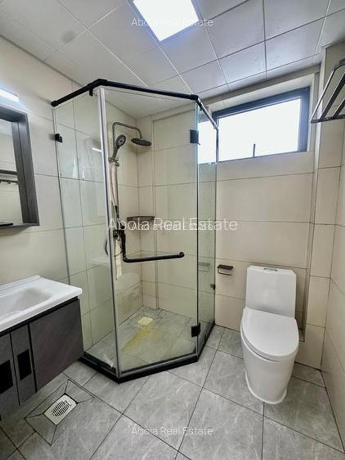 3 Bed Apartment with En Suite in Westlands Area - 8