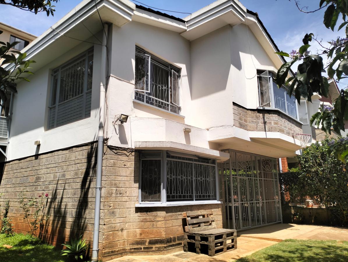 4 Bed Townhouse with En Suite in Westlands Area - 2