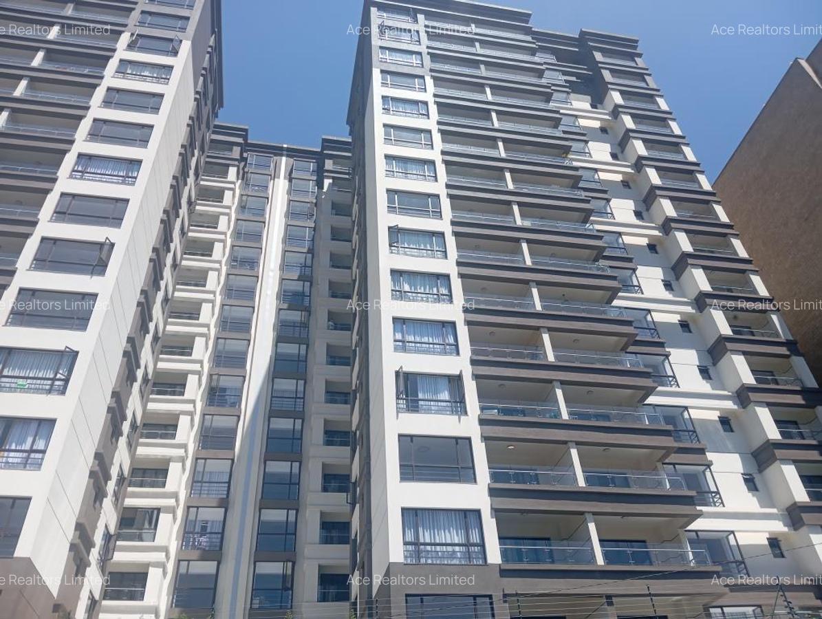 3 Bed Apartment with En Suite at Riverside Drive - 2