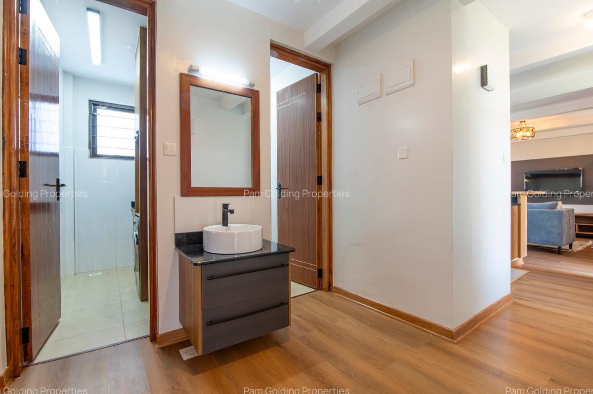 2 Bed House at Ridgeways Road - 14