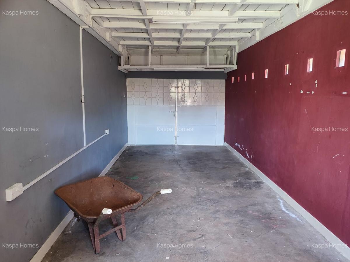 4 Bed House with En Suite in Karen - 9