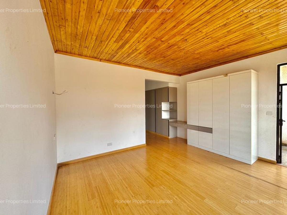 4 Bed House with En Suite at Kiambu Road - 8