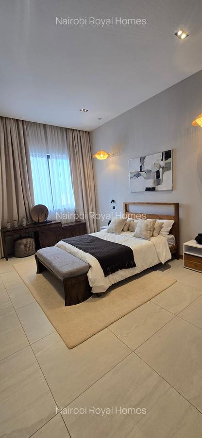 4 Bed House with En Suite at Loresho Road - 14