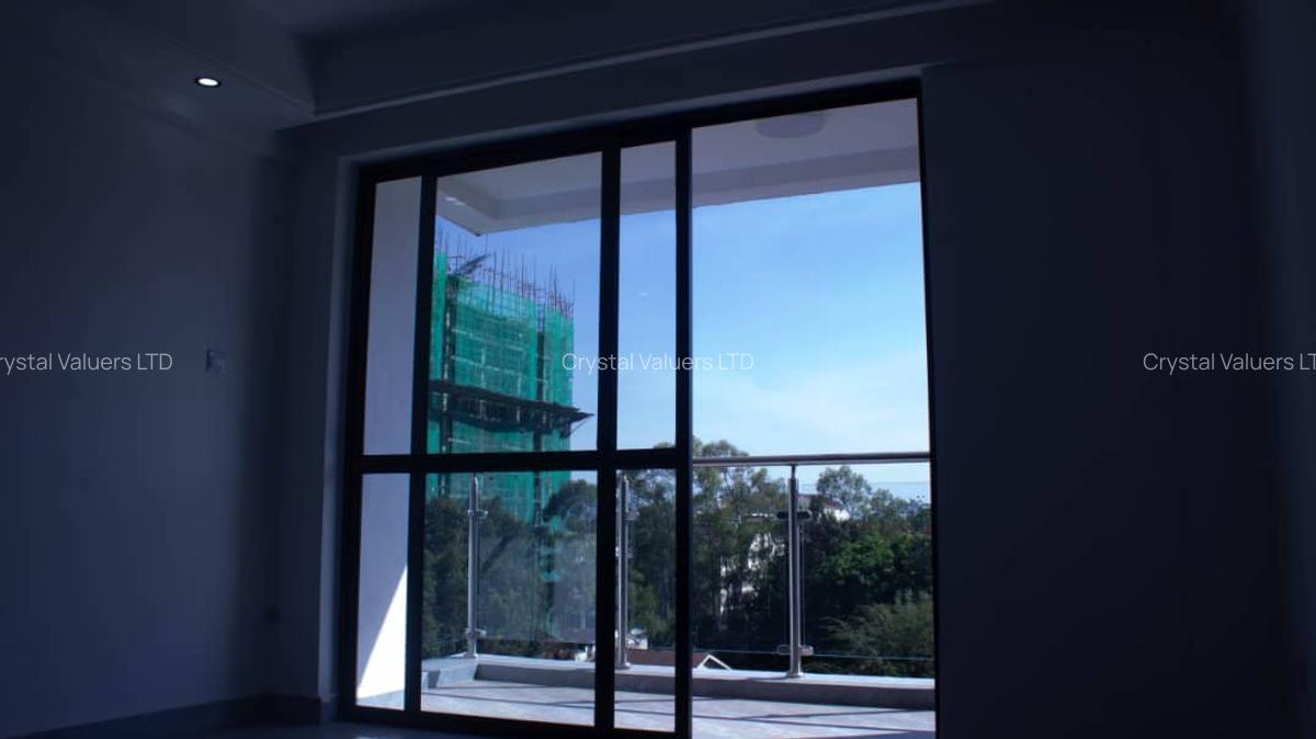 2 Bed Apartment with Swimming Pool in Kilimani - 2