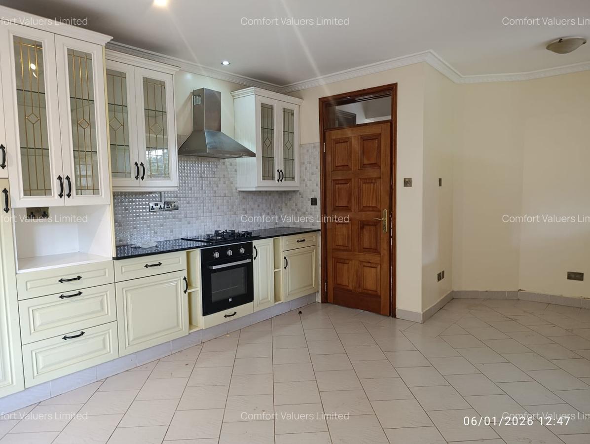 4 Bed Townhouse with En Suite at Windy Ridge - 4