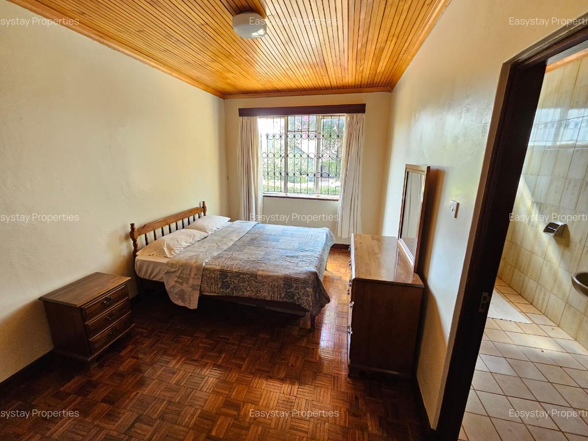 4 Bed House with En Suite in Nyari - 6