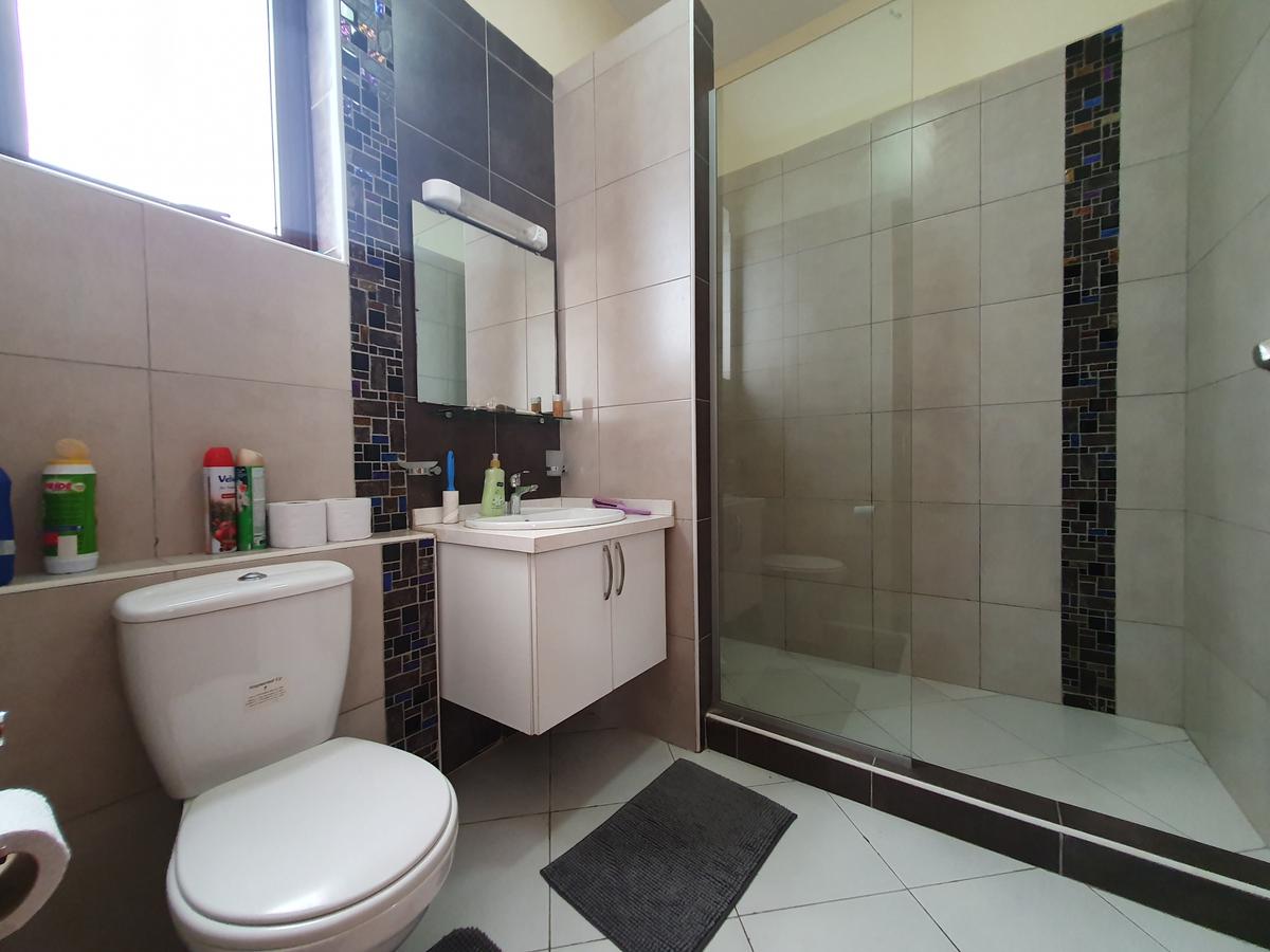 3 Bed Apartment with En Suite at Mpaka Rd - 16