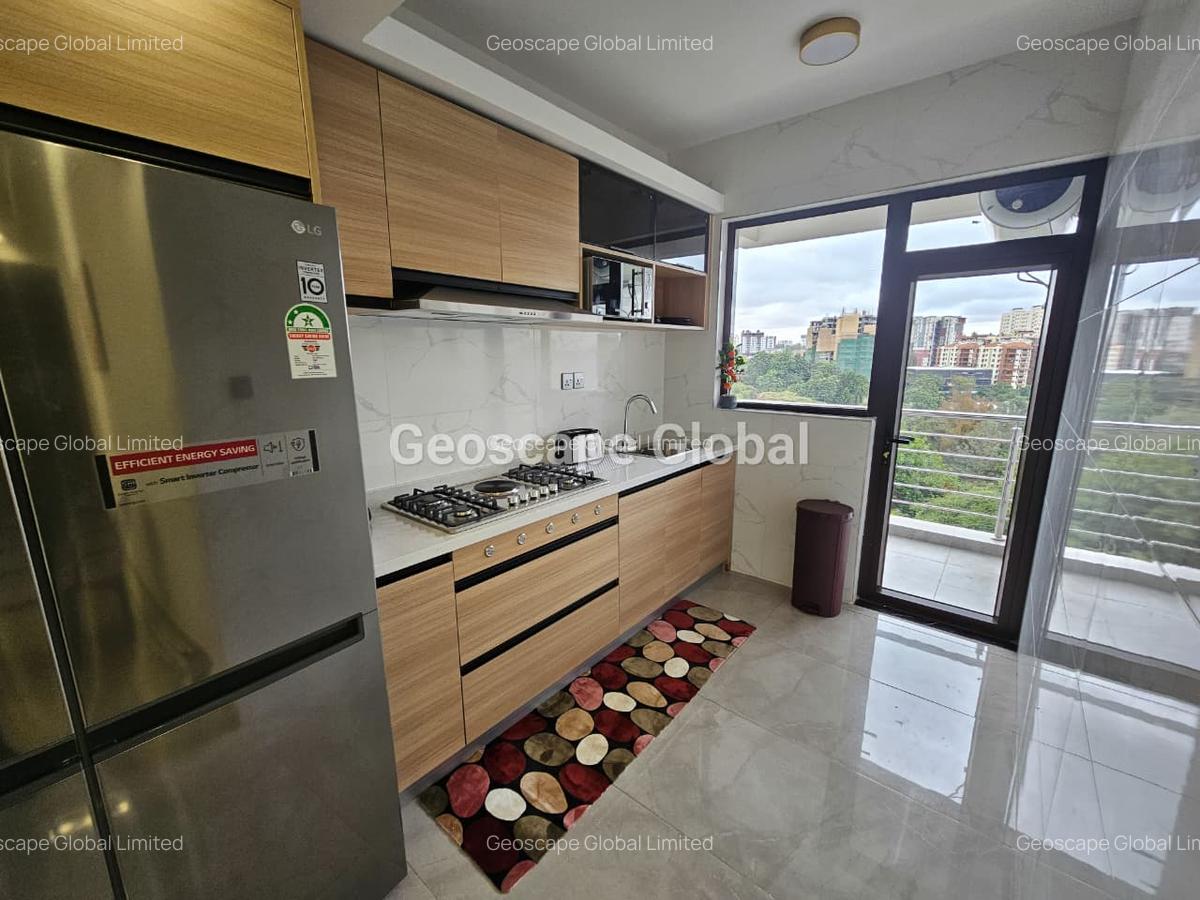3 Bed Apartment with En Suite in Riverside - 9