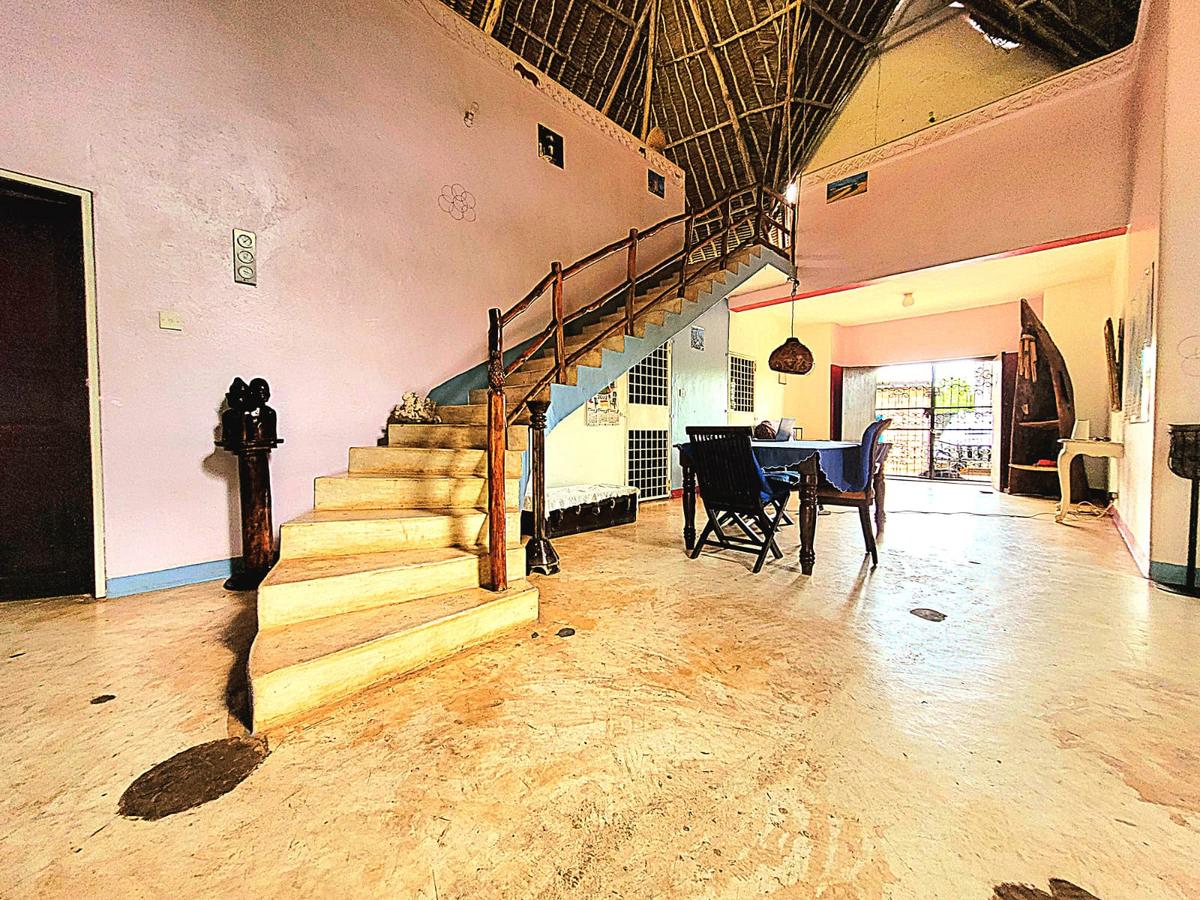 3 Bed Villa with En Suite in Diani - 7