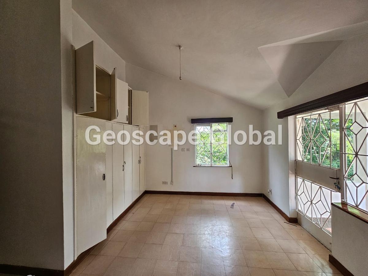 4 Bed House with En Suite in Thigiri - 5