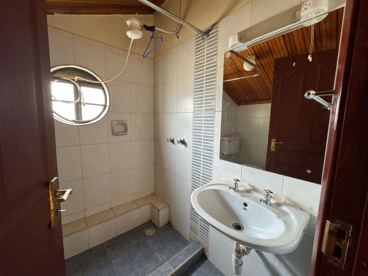4 Bed House with En Suite in Mirema - 7