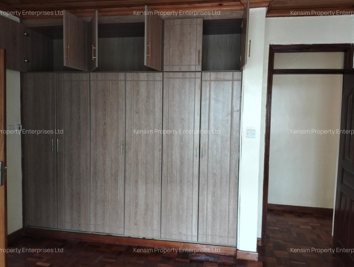 5 Bed Townhouse with En Suite in Lavington - 15