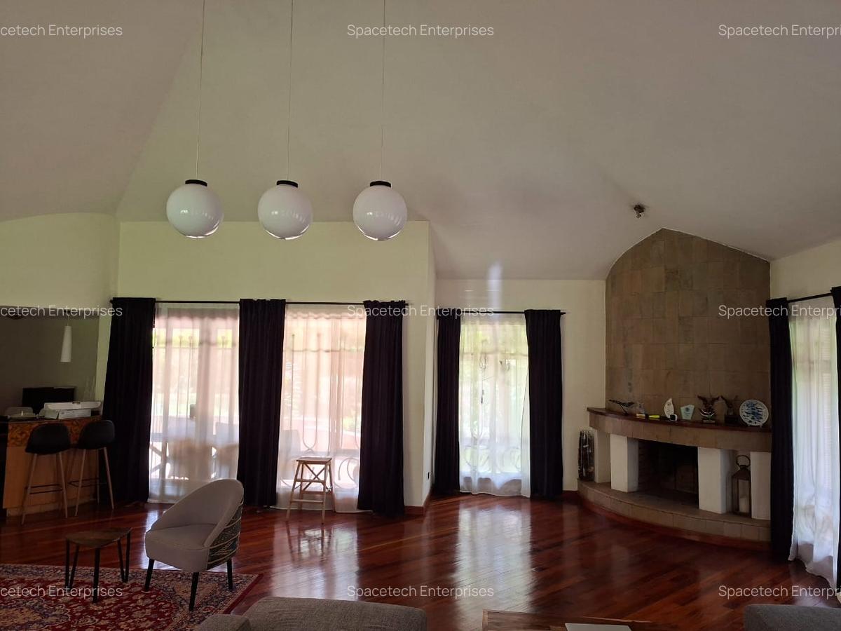 5 Bed House with En Suite in Runda - 7