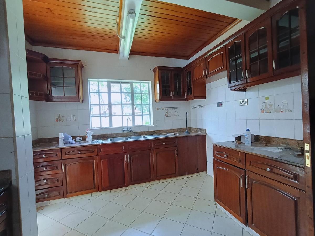 4 Bed House with En Suite in Kitisuru - 13