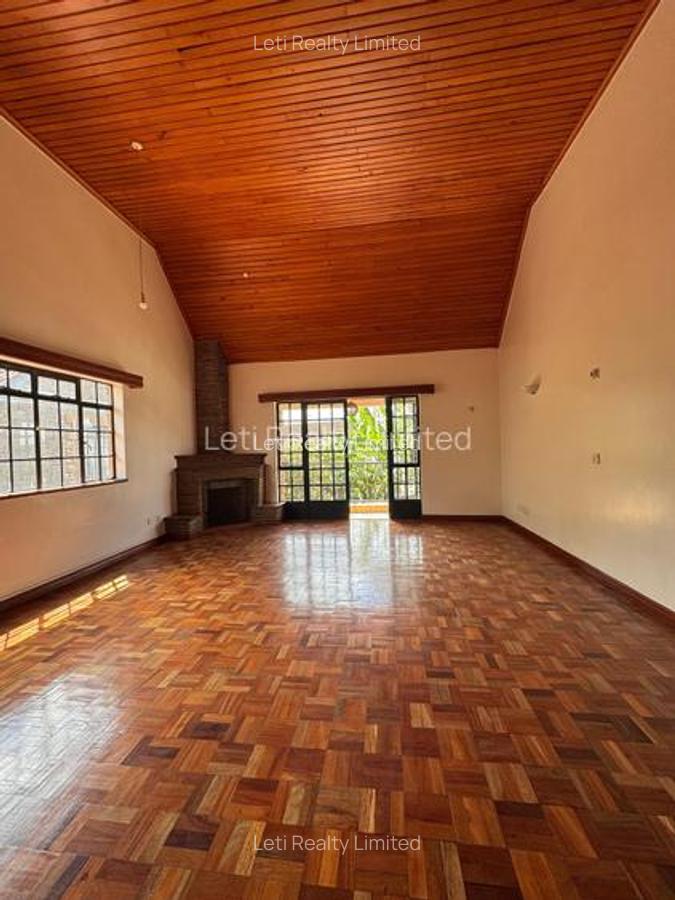 5 Bed Townhouse with En Suite in Lavington - 7