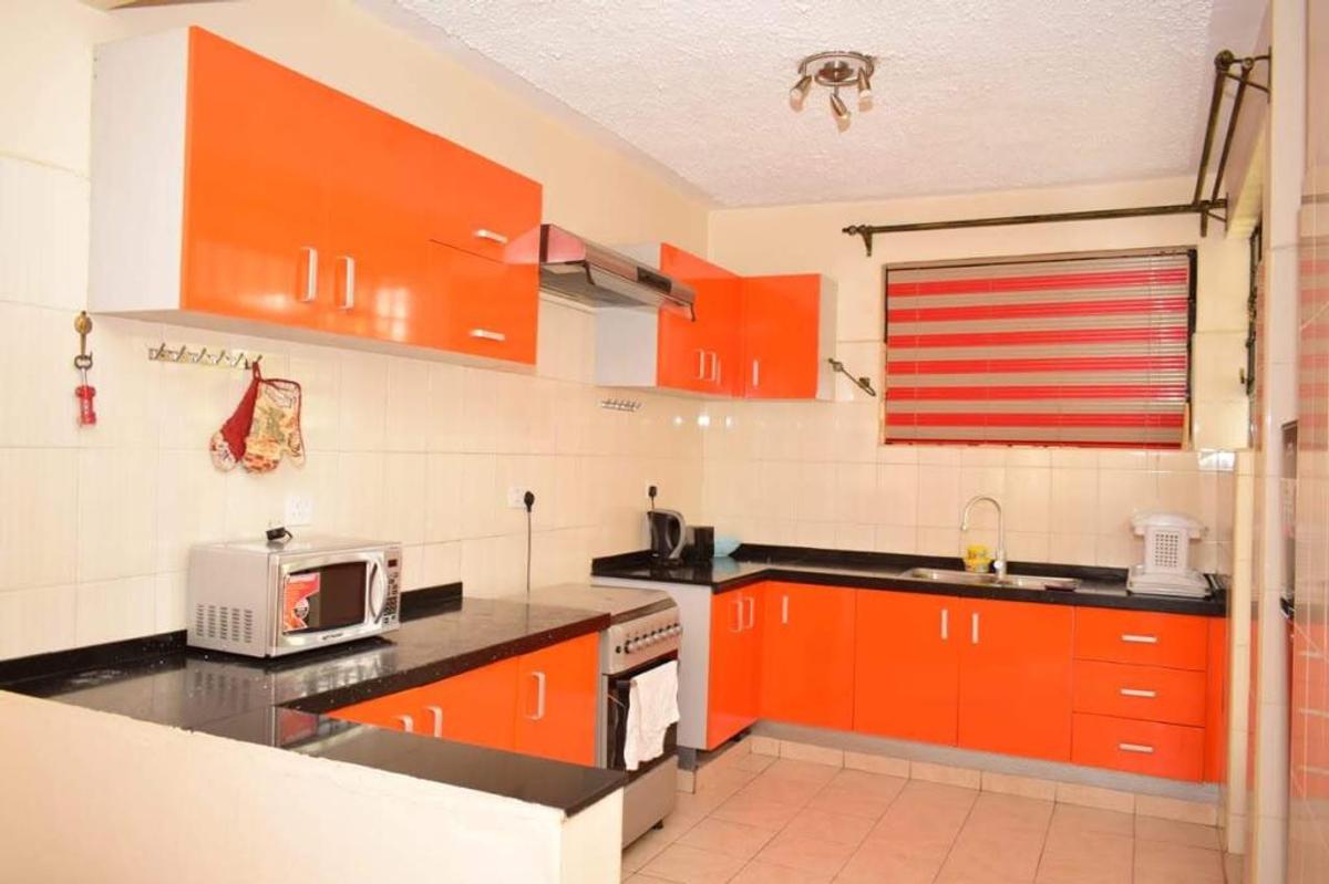 Serviced 2 Bed Apartment with En Suite in Kilimani - 6