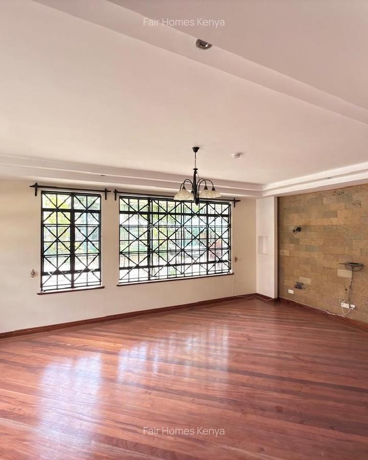 5 Bed Townhouse with En Suite at Kaputei Gardens - 10