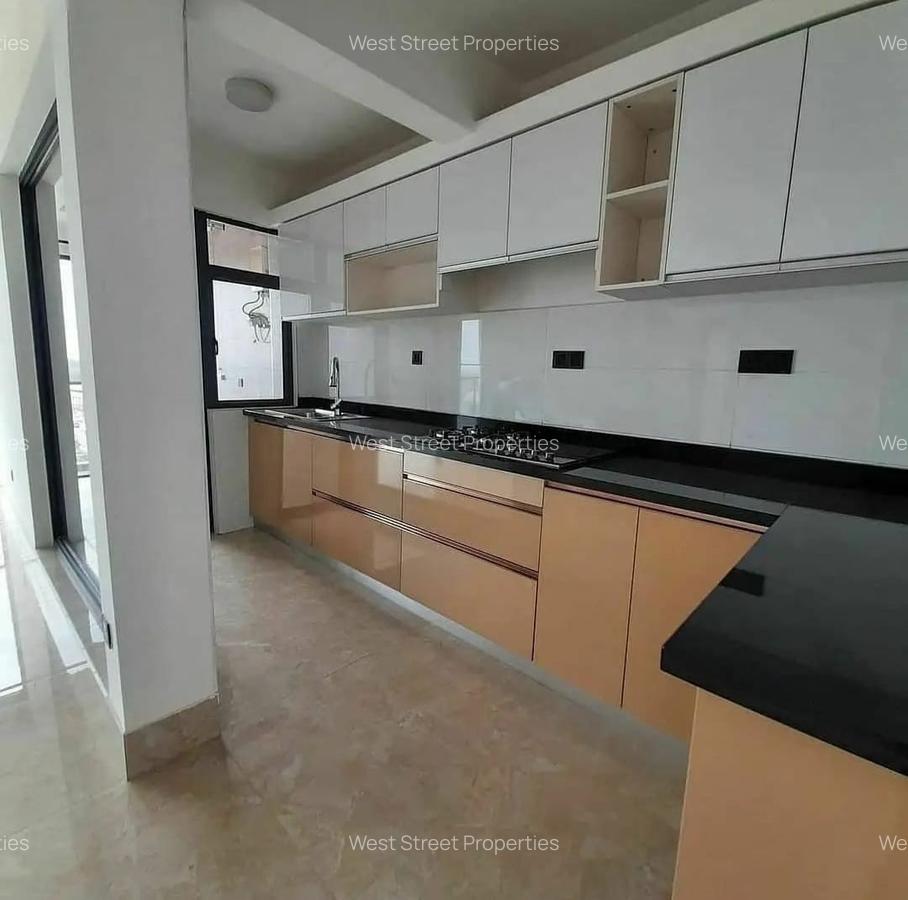 2 Bed Apartment with En Suite at Lavington - 2