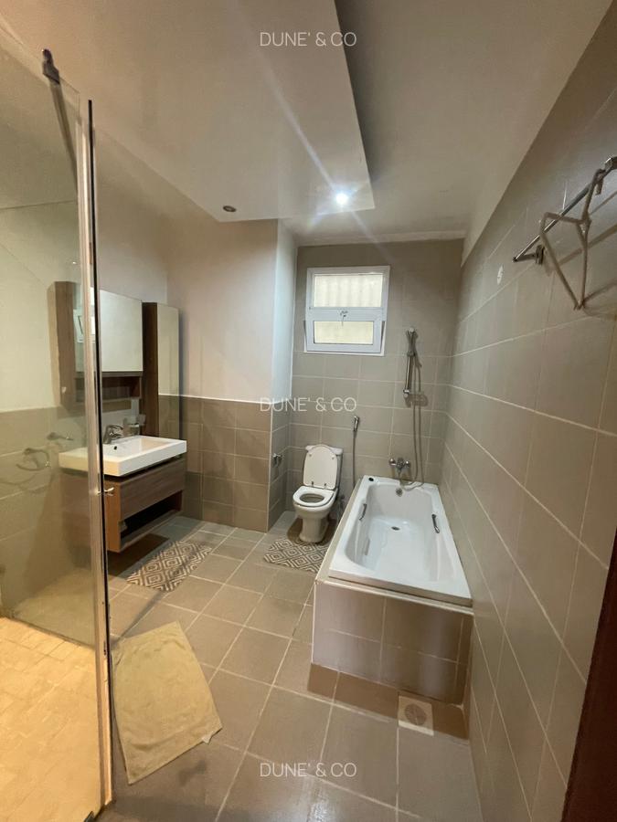 Serviced 2 Bed Apartment with En Suite in Kileleshwa - 17