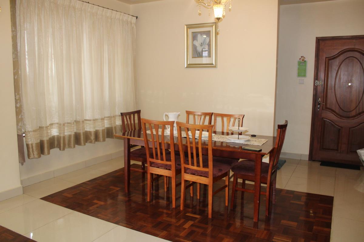 3 Bed Apartment with En Suite in Hurlingham - 5