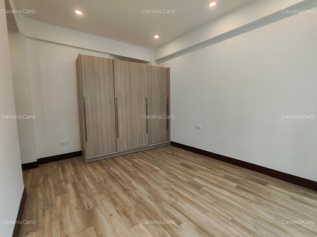 4 Bed Apartment with En Suite at City Park Drive - 16