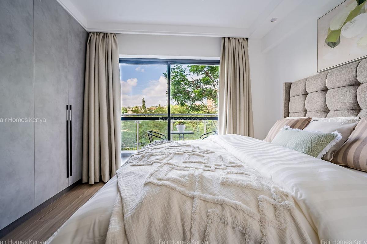 Serviced 2 Bed Apartment with En Suite at Riverside Drive - 14