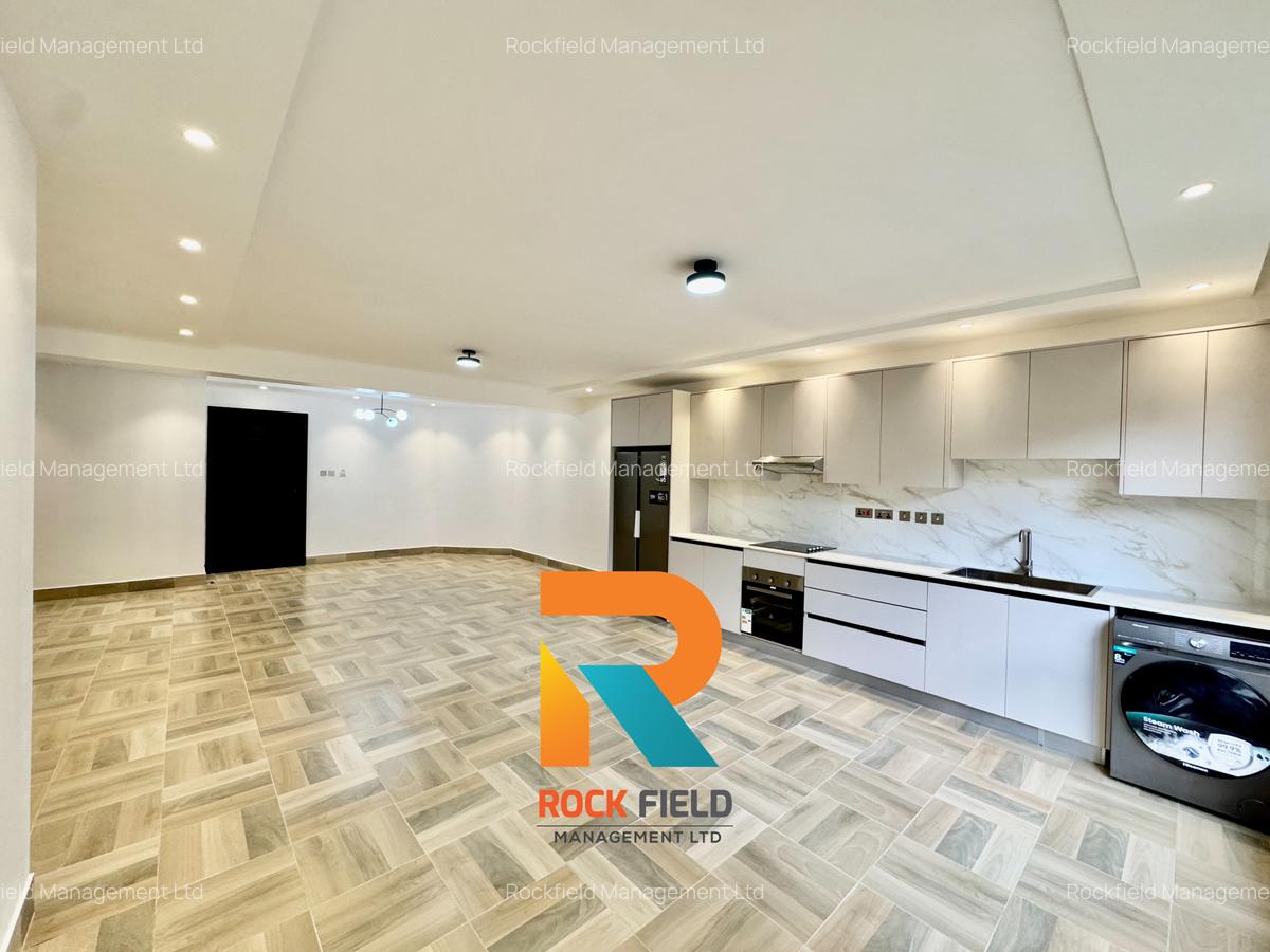 1 Bed Apartment with En Suite in Brookside - 11