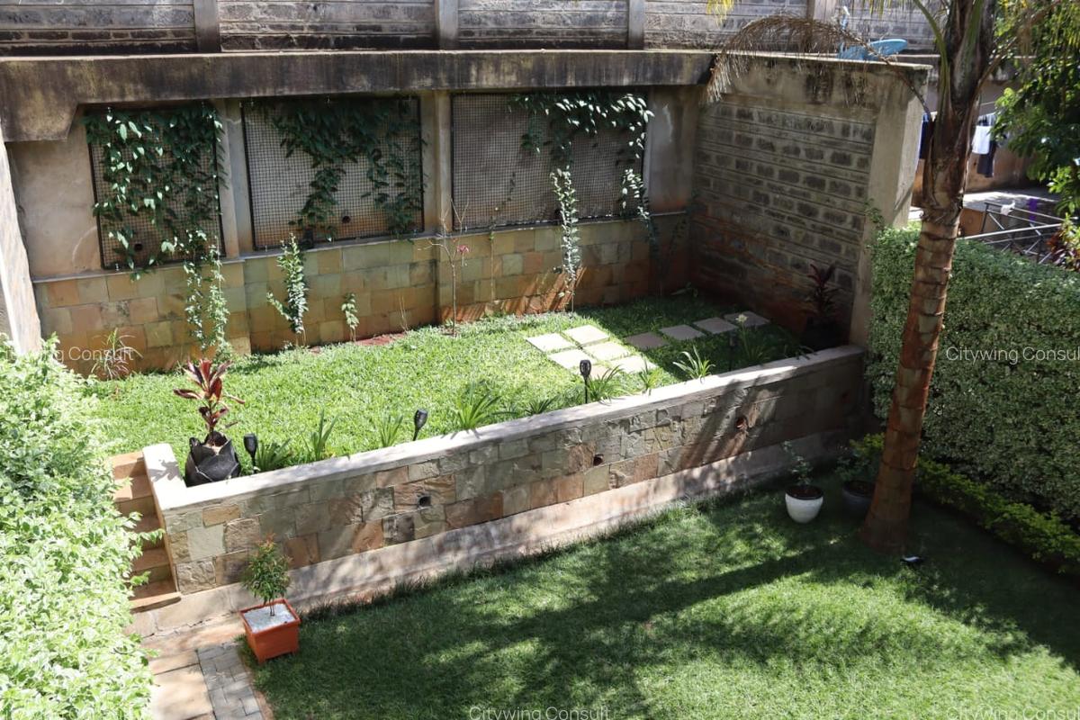 4 Bed Townhouse with En Suite at Loresho - 9