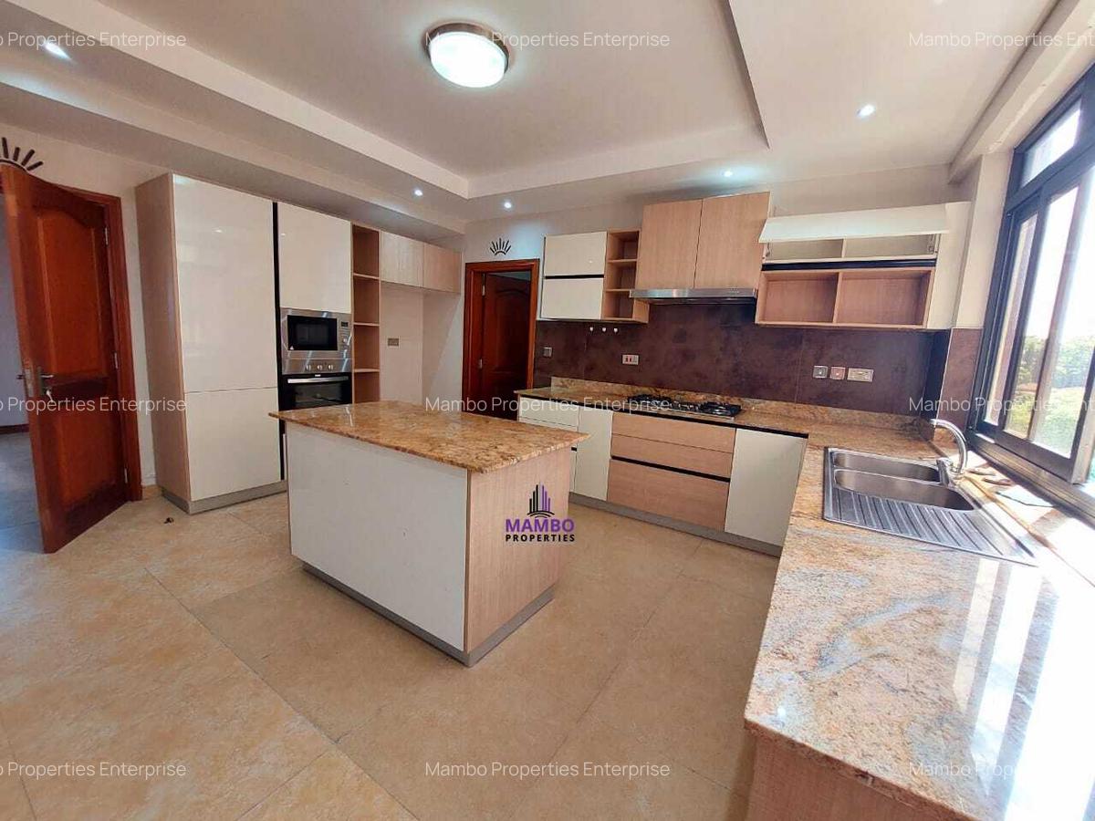 3 Bed Apartment with En Suite at Riverside Drive - 6