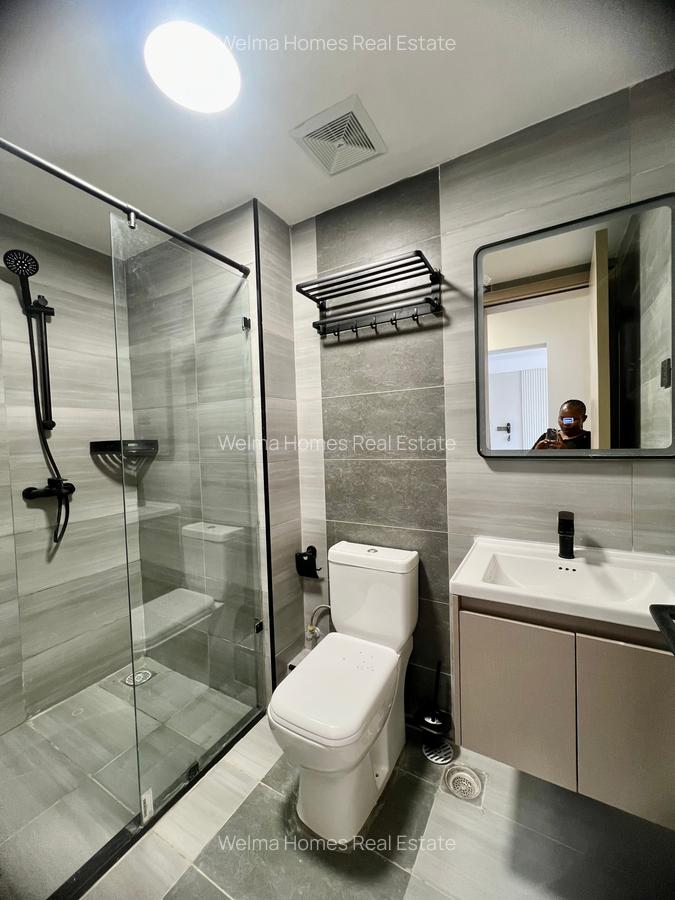 2 Bed Apartment with En Suite in Lavington - 8