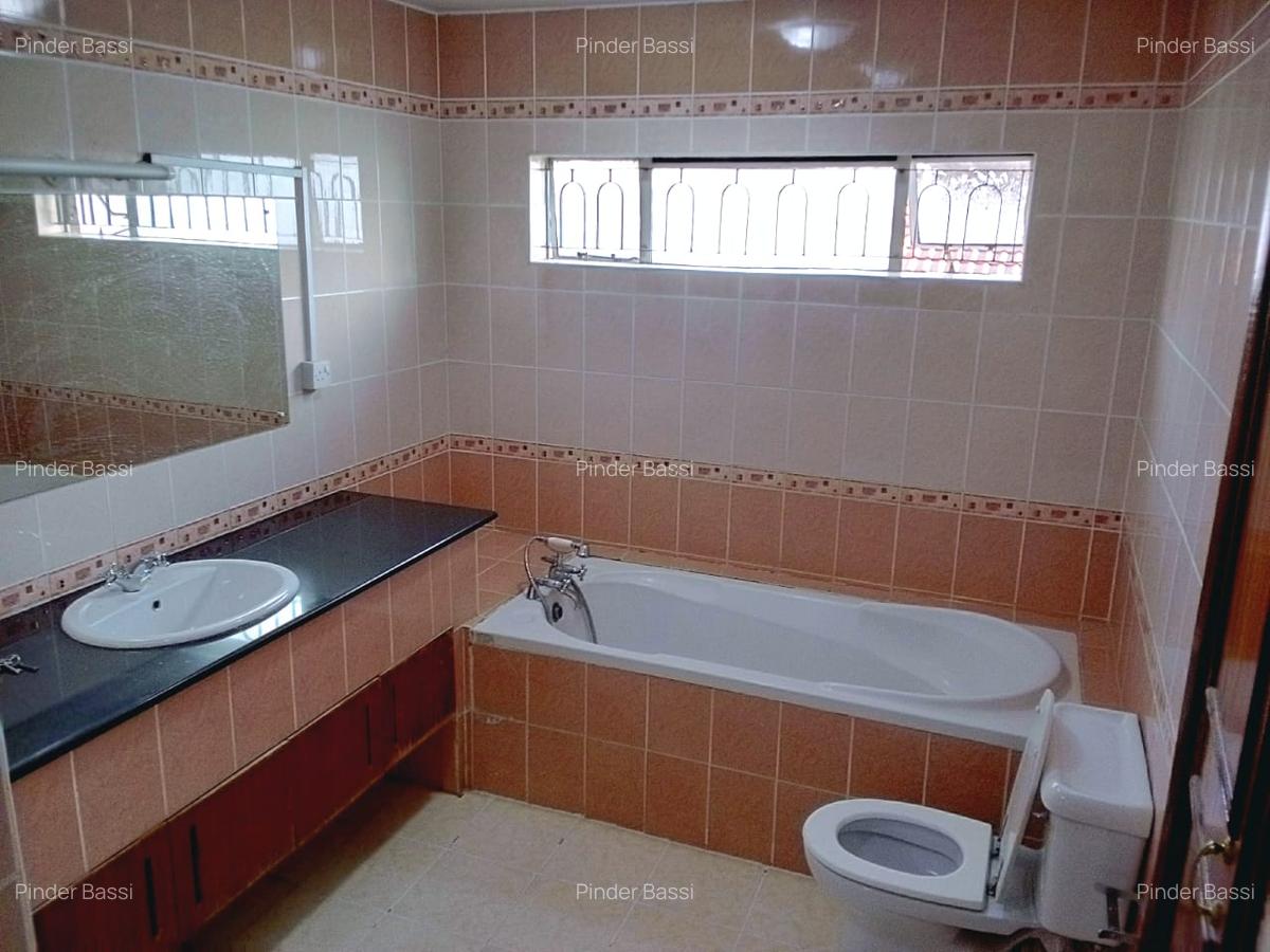 4 Bed Townhouse with En Suite in Lower Kabete - 6