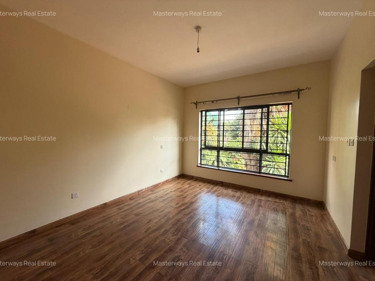 3 Bed Apartment with En Suite in Westlands Area - 12