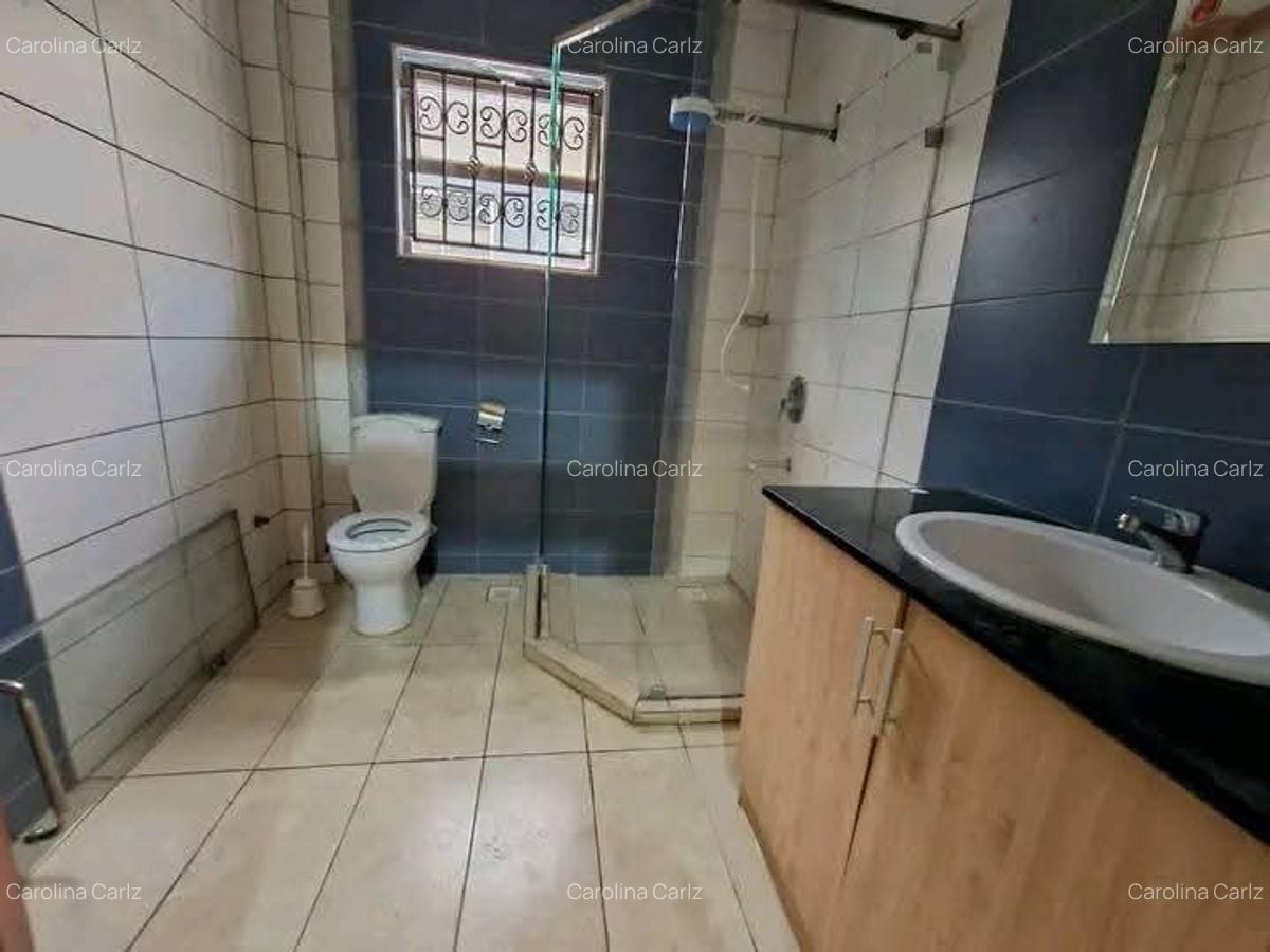 5 Bed House with En Suite in Westlands Area - 5