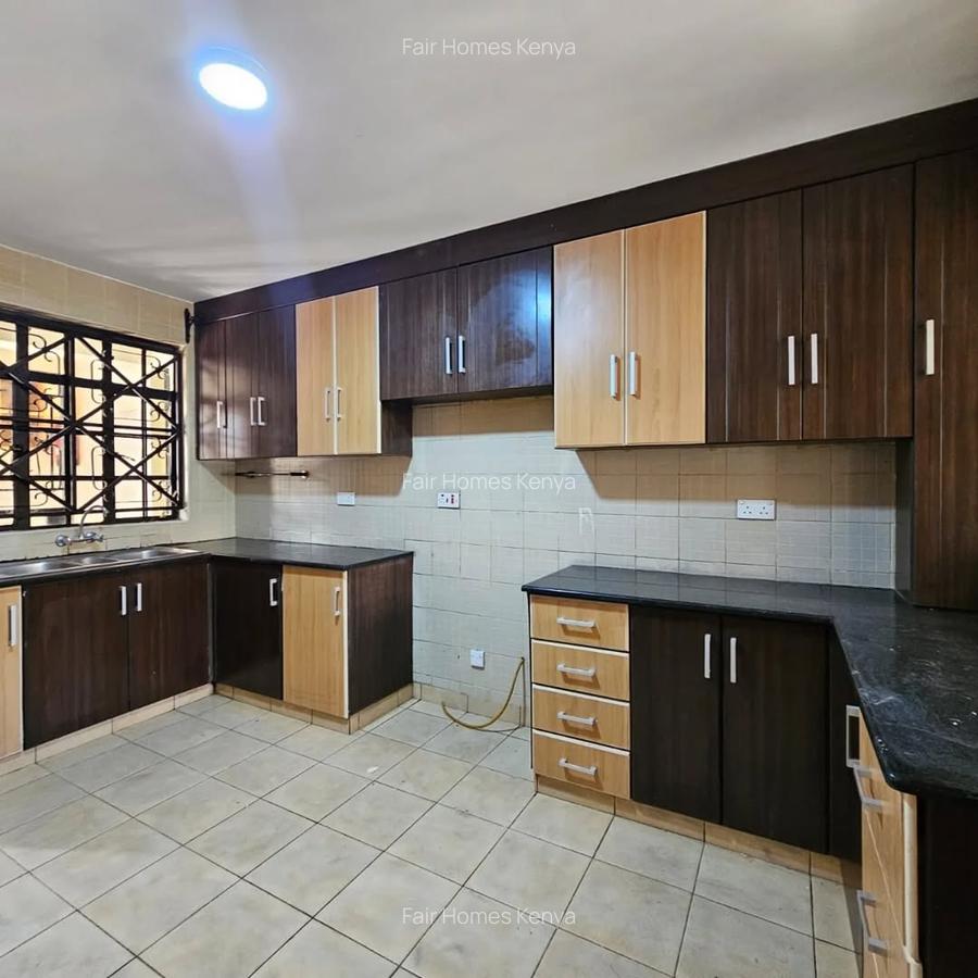 5 Bed Townhouse with En Suite at Kaputei Gardens - 16