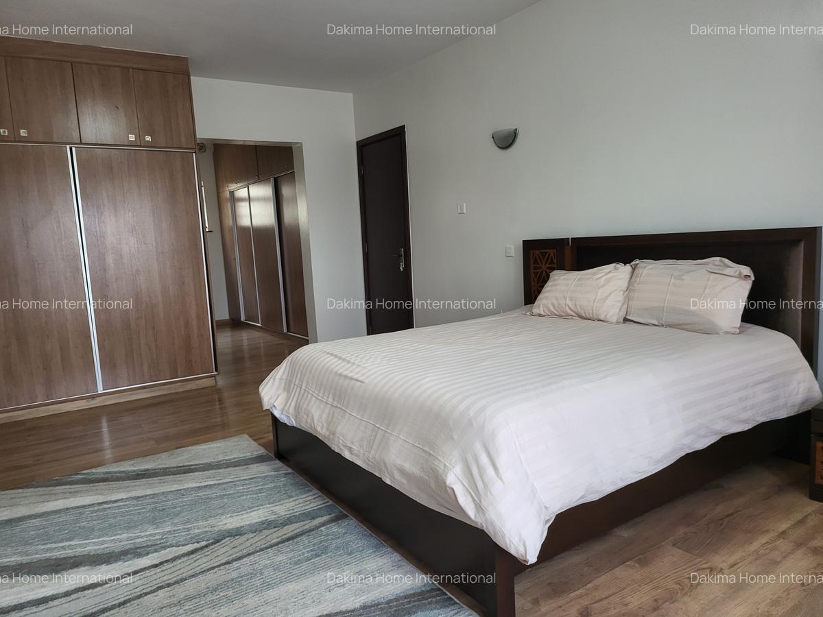 3 Bed Apartment with En Suite in General Mathenge - 11