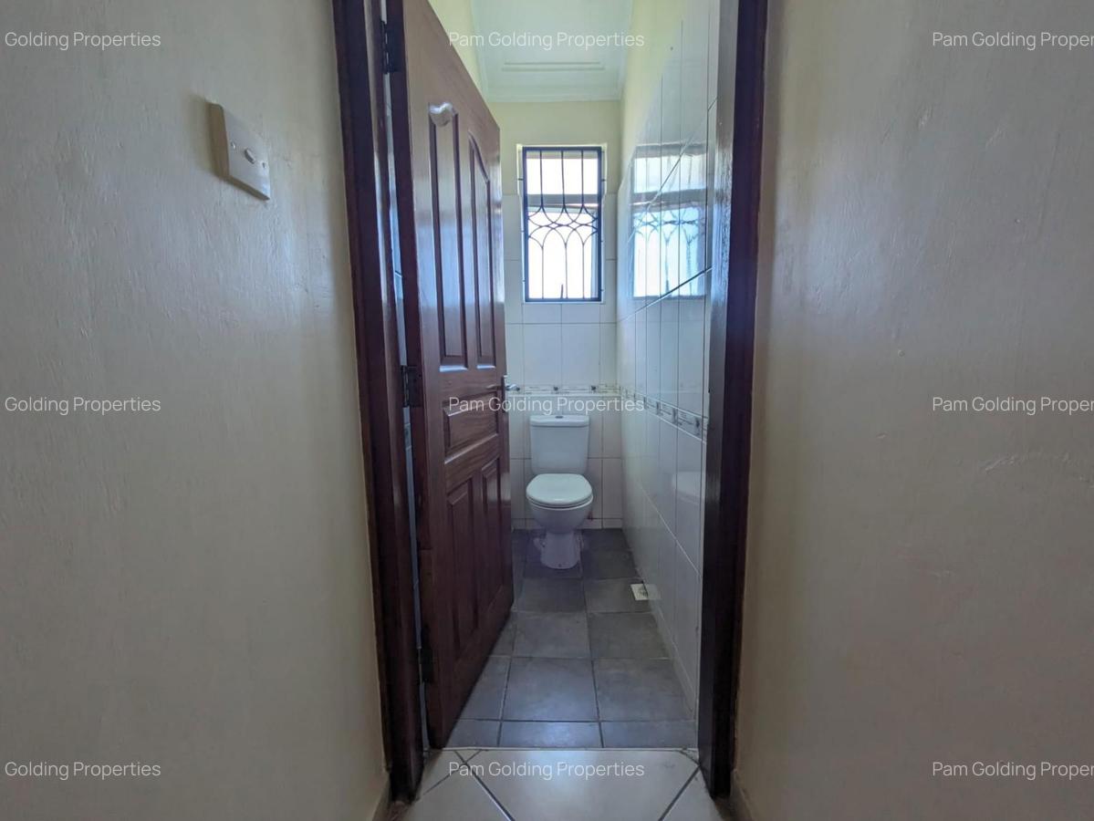 Furnished 3 Bed Apartment with En Suite at 5Th Avenue - 4