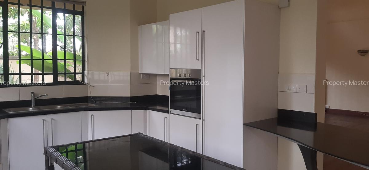 5 Bed Villa with En Suite at Loyangalani Drive - 17