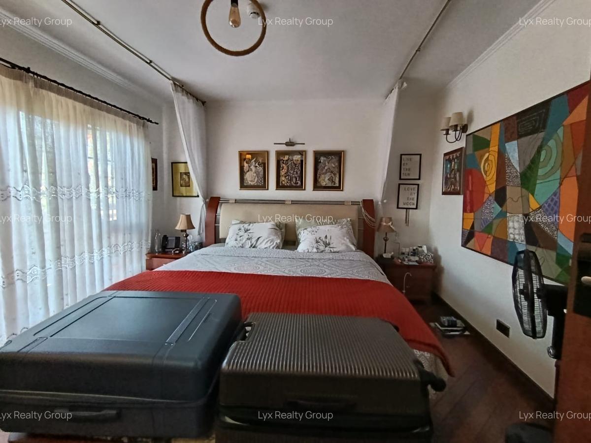 3 Bed Villa with En Suite in Muthaiga - 16