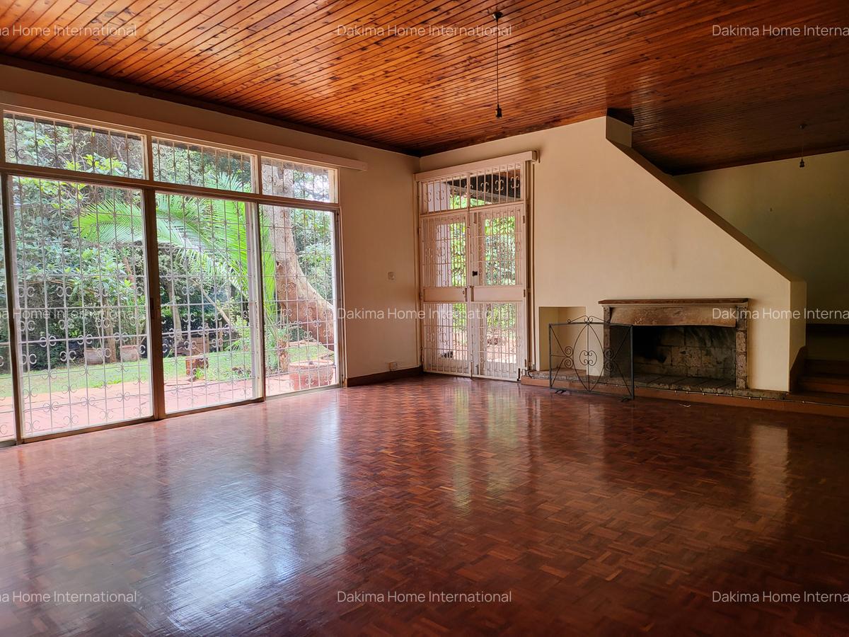 4 Bed House with En Suite in Loresho - 4