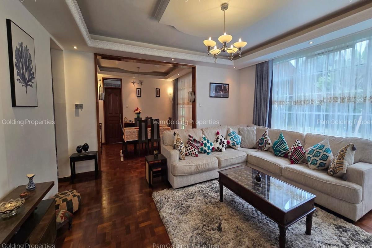 4 Bed House with En Suite in Runda - 7