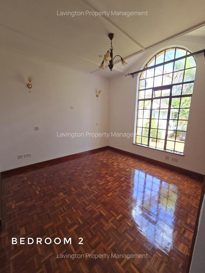 4 Bed Townhouse with En Suite at Lavington Green - 16