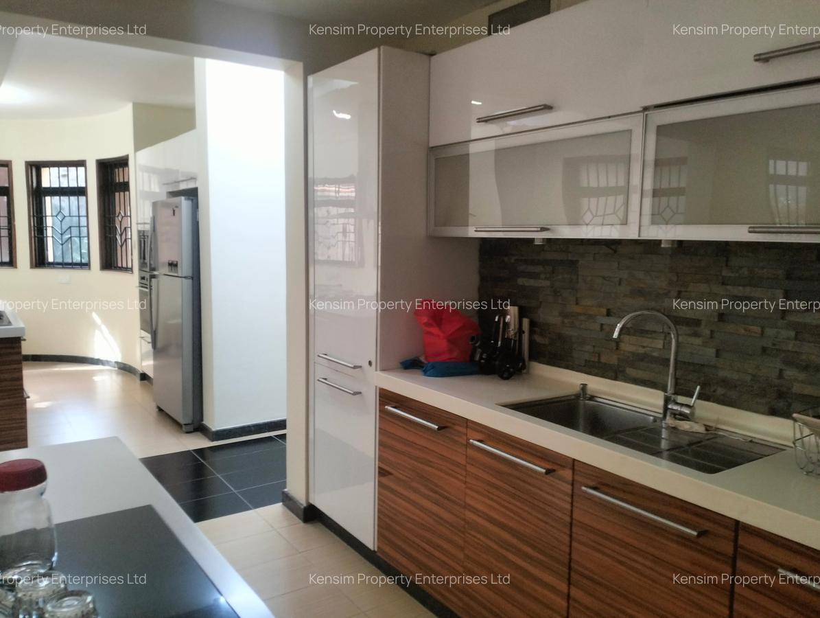 5 Bed Townhouse with En Suite in Kyuna - 7