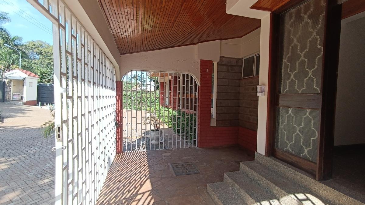 5 Bed House with Staff Quarters at Near Gigiri Fire Station - 6