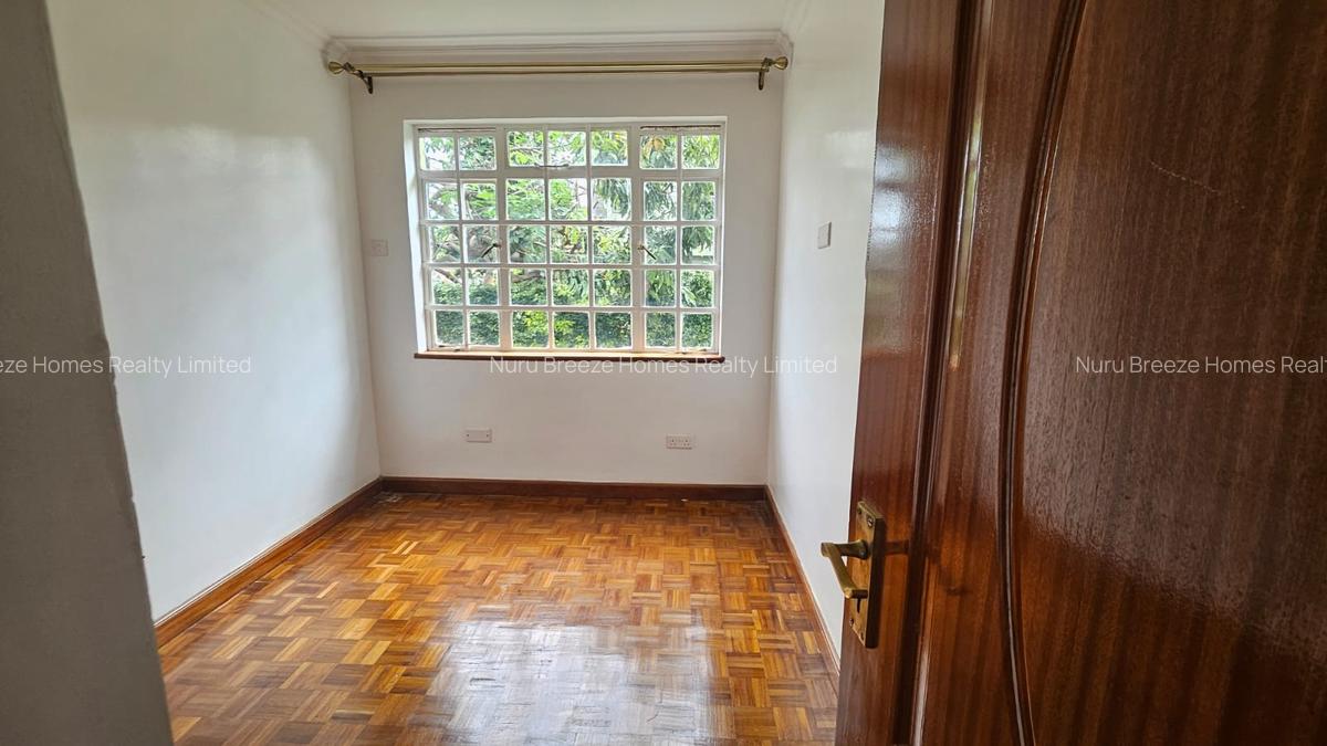 4 Bed Townhouse with En Suite in Kiambu Road - 12