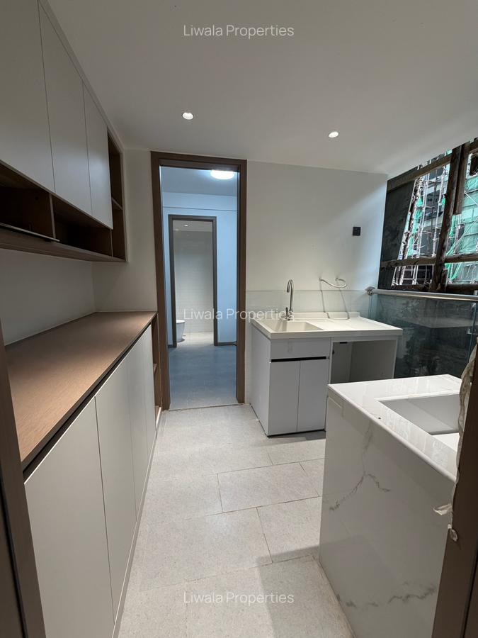 3 Bed Apartment with En Suite at `` - 4